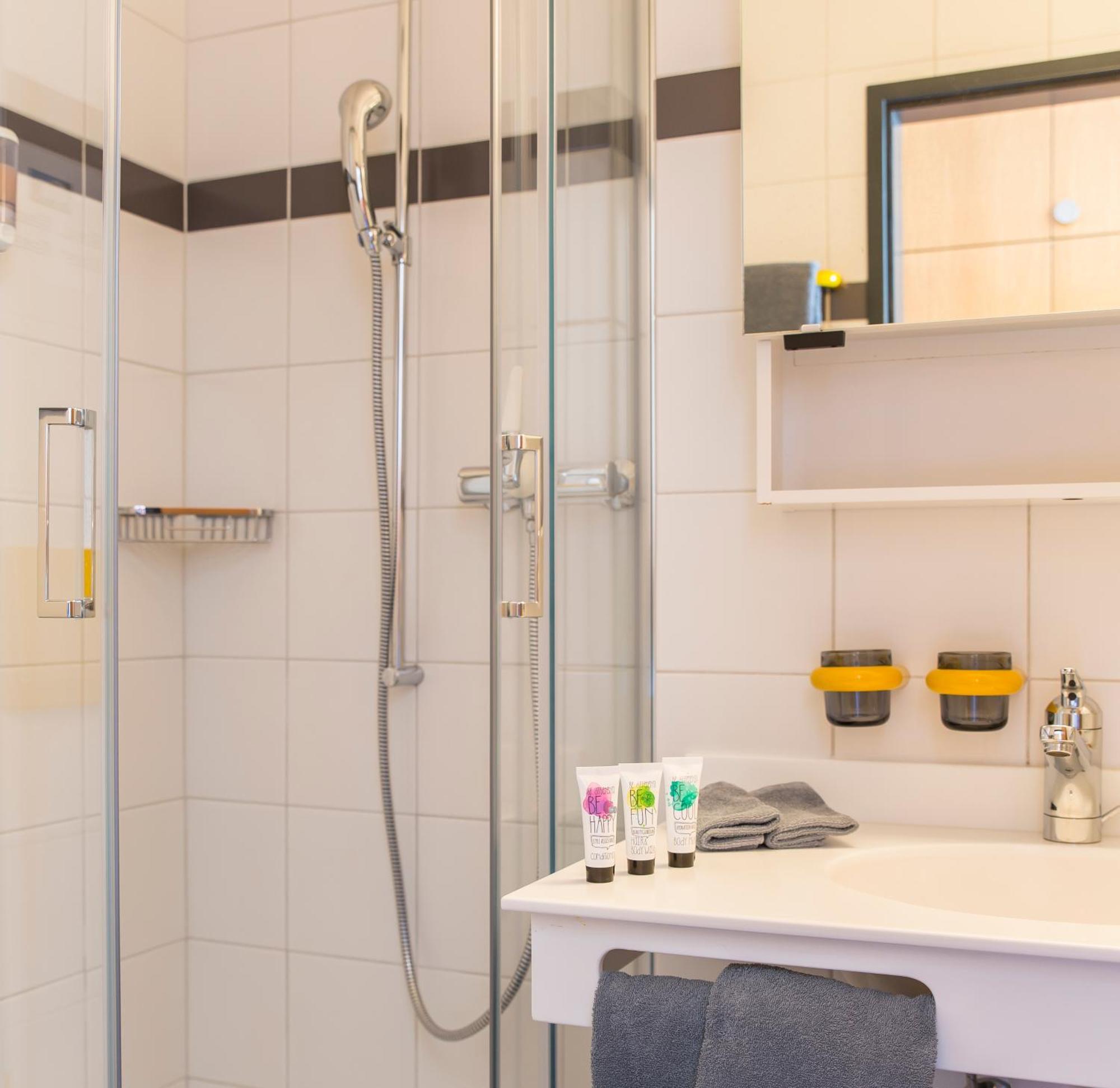 Smart-Hotel Minusio, A Swiss Quality Hotel Room photo